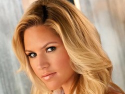 Model Playboy Cantik Tewas Bunuh Diri di Usia 33, Tinggalkan Sepucuk Surat