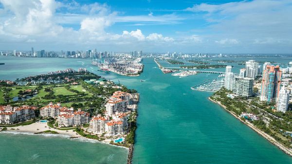Pulau Mewah AS yang Punya Tes Corona Eksklusif