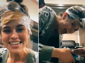 Trik Kocak Potong Kuku Anjing dengan Olesan Selai Kacang di Kepala