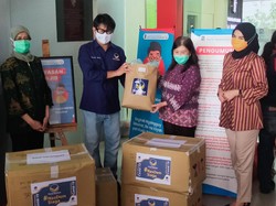 NasDem Sumbang 1.000 APD dan Masker ke RS Rujukan Surabaya-Sidoarjo