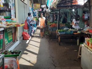 Dampak Corona, Pasar di Surabaya Sepi Pengunjung Jelang Ramadhan