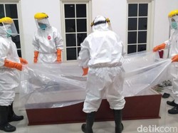 APD COVID-19 Dicukupi, Tak Ada Alasan Tenaga Medis di Pasuruan Tolak Pasien