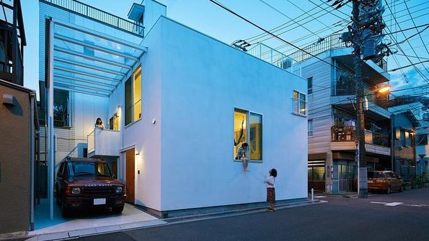 Balcony House