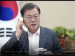 Video Presiden Korsel Ucapkan Selamat ke Biden Via Telepon