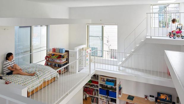 Balcony House