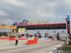 Mulai Hari ini Mobil Pribadi Masuk Jateng Harus Dilengkapi Surat Jalan