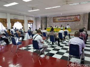 Pandemi Corona, Warga Cilegon Diimbau Salat Tarawih dan Idul Fitri di Rumah