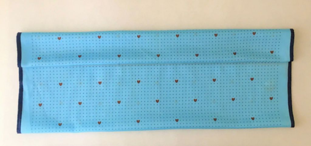 DIY Masker Tanpa Mesin Jahit untuk Bunda Berhijab, Hanya 1 Menit