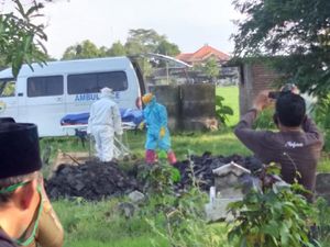 PDP Nelayan Lamongan Meninggal Di Nganjuk, Pemakaman Protap COVID-19