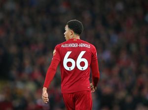 Alexander-Arnold Bisa Saja Jadi Gelandang di Masa Depan