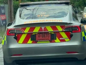 Thailand Sewa 7 Tesla Jadi Kendaraan Polisi, Indonesia Masih Uji Coba