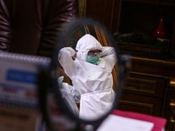 Djarum Sumbang APD ke Rumah Sakit di Jatim