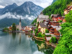6 Hal tentang Hallstatt, Tempat Indah yang Lagi Viral