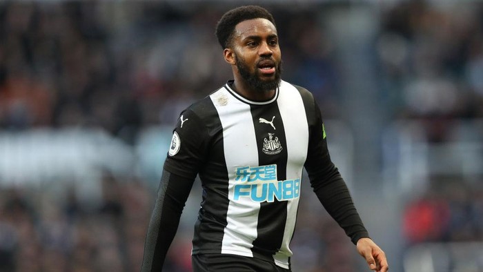 NEWCASTLE UPON TYNE, ENGLAND - FEBRUARY 29:  Danny Rose of Newcastle United during the Premier League match between Newcastle United and Burnley FC at St. James Park on February 29, 2020 in Newcastle upon Tyne, United Kingdom. (Photo by Alex Livesey/Getty Images)