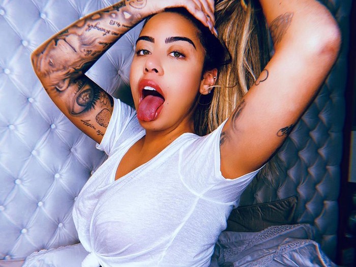 Rafaella Santos