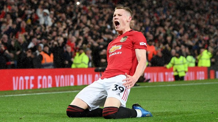 MANCHESTER, ENGLAND - MARCH 08: Scott McTominay of Manchester United celebrates after he scores his sides second goal during the Premier League match between Manchester United and Manchester City at Old Trafford on March 08, 2020 in Manchester, United Kingdom. (Photo by Laurence Griffiths/Getty Images)