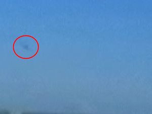 Benda Langit Tak Dikenal Jatuh Terekam Kamera