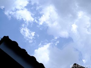 Suhu Terasa Panas Akhir-akhir Ini? Ini Penjelasan BMKG