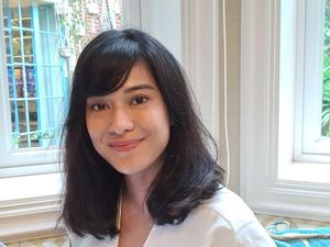 Dian Sastrowardoyo Persembahkan Film untuk Ayah di Quarantine Tales Dian Sastrowardoyo Persembahkan Film untuk Ayah di Quarantine Tales