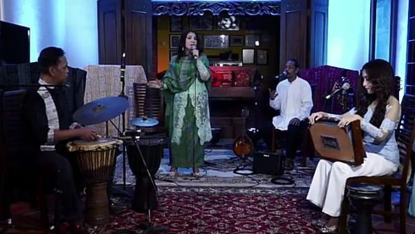 Di Tengah Corona, Musisi dan Seniman Tetap Berkarya