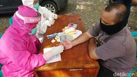Suasana Rapid Test Corona di Pasar Cilegon