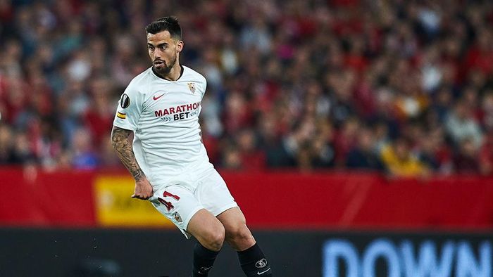 Suso SEVILLE, SPAIN - FEBRUARY 27: Suso of Sevilla FC in action during the UEFA Europa League round of 32 second leg match between Sevilla FC and CFR Cluj at Estadio Ramon Sanchez Pizjuan on February 27, 2020 in Seville, Spain. (Photo by Fran Santiago/Getty Images)