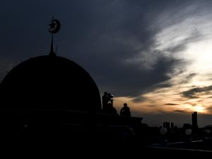 Kapan Lebaran 2021? Sidang Isbat 1 Syawal 1442 H Digelar Sore Ini Kapan Lebaran 2021? Sidang Isbat 1 Syawal 1442 H Digelar Sore Ini