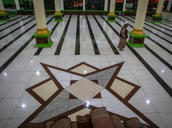 Wagub DKI Ingatkan Pelaksanaan Salat Jumat Diganti Dzuhur di Rumah