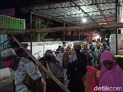 Jemaah Masjid di Kota Parepare Ini Gelar Salat Tarawih karena Spontan
