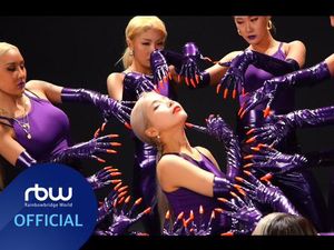 Sisi Lain Solar MAMAMOO di Debut Solo Spit It Out Sisi Lain Solar MAMAMOO di Debut Solo Spit It Out