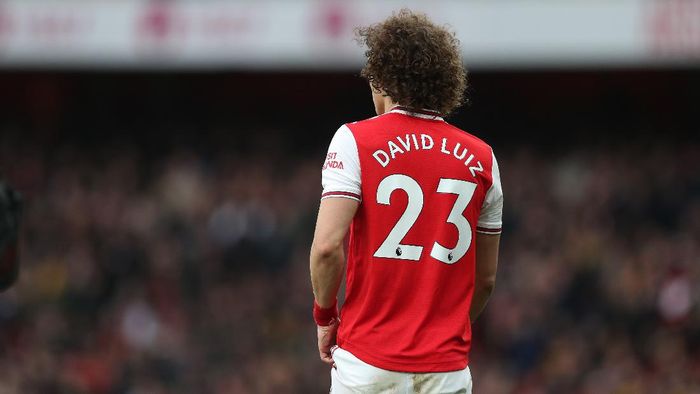 David Luiz LONDON, ENGLAND - MARCH 07: David Luiz of Arsenal during the Premier League match between Arsenal FC and West Ham United at Emirates Stadium on March 07, 2020 in London, United Kingdom. (Photo by Alex Morton/Getty Images)