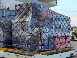 Bisnis Jasa Kurir Bertahan di Tengah Corona