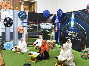 Ramadhan di Tengah Pandemi Corona, Gubernur Khofifah Gelar Tadarus Online Ramadhan di Tengah Pandemi Corona, Gubernur Khofifah Gelar Tadarus Online