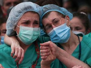 Cemas Menghantui, Ini 5 Tips Jaga Kesehatan Jiwa di Tengah Pandemi Corona Cemas Menghantui, Ini 5 Tips Jaga Kesehatan Jiwa di Tengah Pandemi Corona