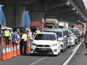 Surat Keterangan Kerja untuk Keluar Jakarta Sudah Tak Berlaku!