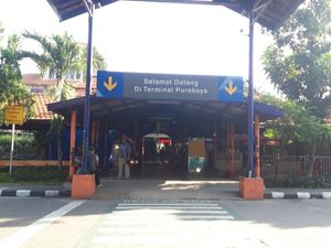 Dampak Corona, Penumpang Bus di Terminal Purabaya Bungurasih Turun hingga 95%