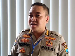Kasus Pengadangan Ambulans Bawa Jenazah COVID, Polisi Periksa Pegawai RS Kasus Pengadangan Ambulans Bawa Jenazah COVID, Polisi Periksa Pegawai RS