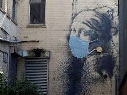Pandemi Belum Mereda, Banksy Buat Mural Perempuan Bermasker