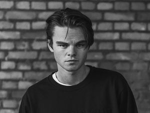 Foto: Wajahnya Mirip Leonardo DiCaprio, Bartender Ini Pernah Viral