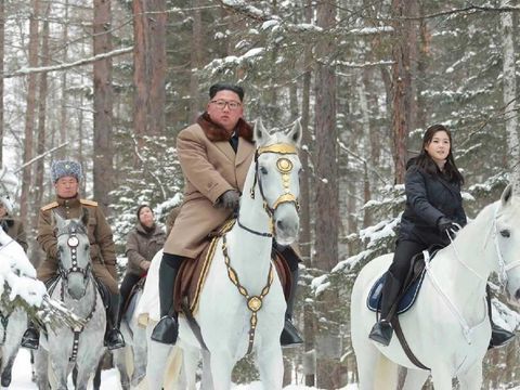 7 Fakta Ri Sol Ju, Mantan Penyanyi yang Memikat Hati Presiden Korea Utara