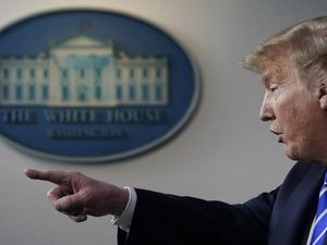 Puluhan Orang Keracunan Disinfektan Usai Ikuti Saran Trump Obati Corona