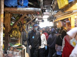 PSBB di Kota Bandung, Kesadaran Warga Pakai Masker ke Pasar Rendah