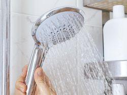Bacaan Doa Setelah Mandi Wajib Sesuai Sunnah dan Artinya