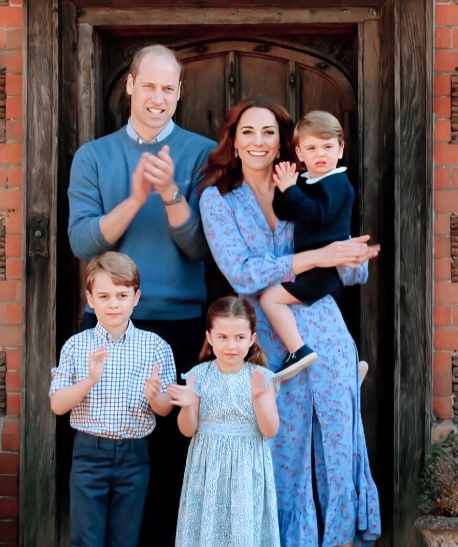 Harga Sweter Rp171 Ribu Anak Bungsu Kate Middleton Curi Perhatian