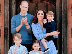 Pangeran William Ultah ke-38, Kate Middleton Unggah Foto Menggemaskan Pangeran William Ultah ke-38, Kate Middleton Unggah Foto Menggemaskan