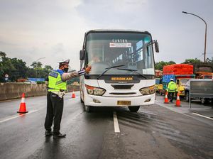 Video Suasana Penyekatan Kendaraan di Exit Tol Bitung Arah Merak