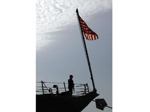 18 Personel Positif Corona, Kapal Perang AS di Karibia Merapat ke Daratan 18 Personel Positif Corona, Kapal Perang AS di Karibia Merapat ke Daratan