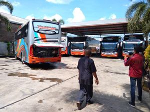 Tarif Bus Naik hingga 50% di Tengah Corona, Kemenhub: Nggak Besar