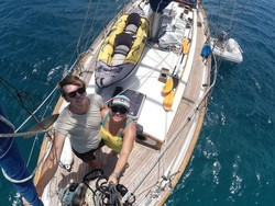 Berlibur di Laut Tanpa Internet, Pasangan ini Tak Tahu Ada Pandemi Corona