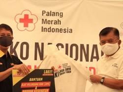 Extra Joss & PMI Salurkan 2.000 APD untuk Tenaga Medis